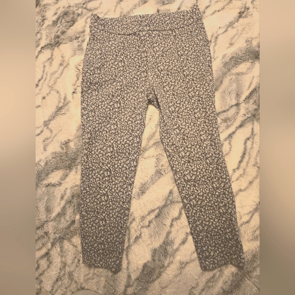 Grey on Grey, cheetah print capri